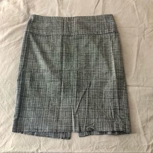 SMART Set size 9 black and white skirt